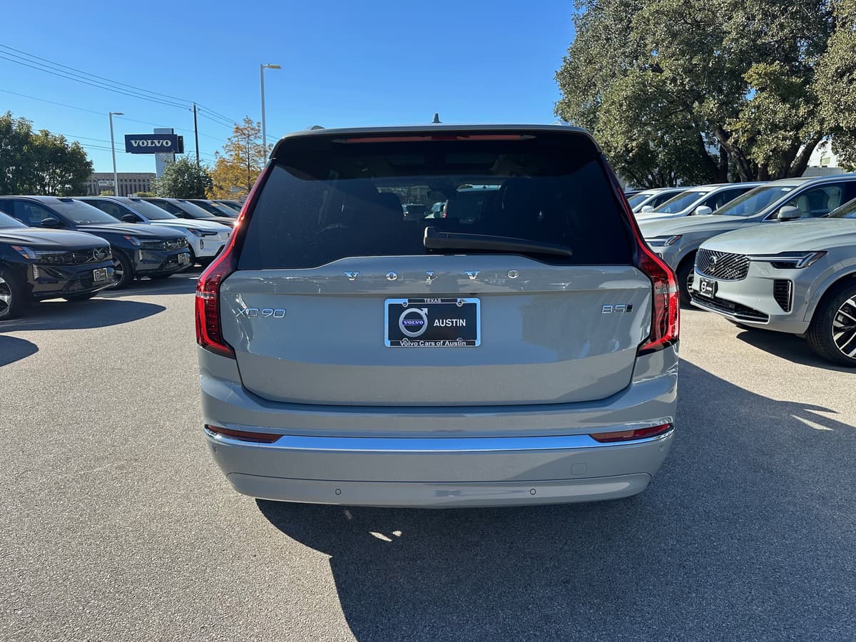 2026 Volvo XC90 - Image 5
