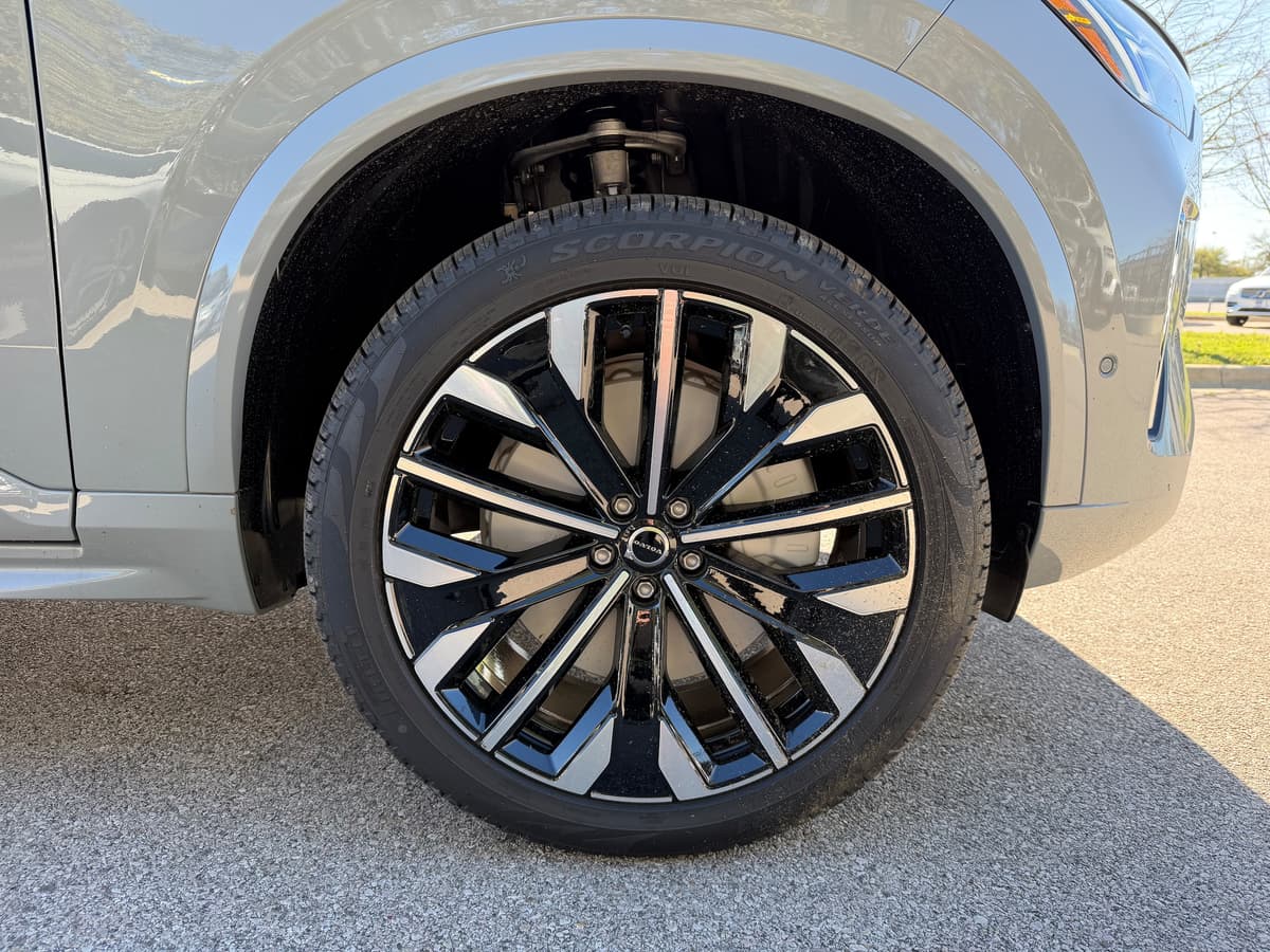 2026 Volvo XC90 - Image 7