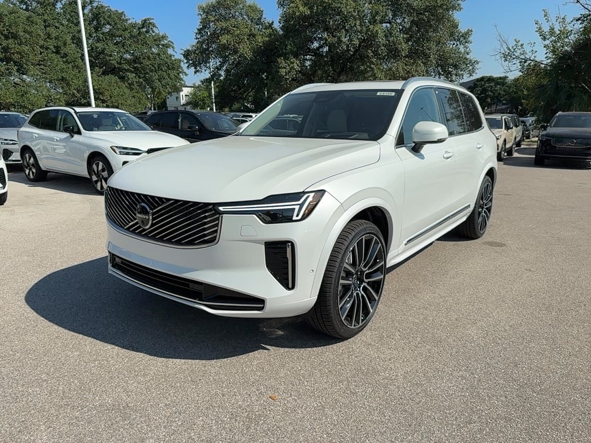 2026 Volvo XC90 - Image 2