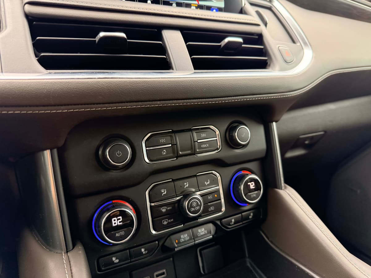 2022 Chevrolet Tahoe - Image 22