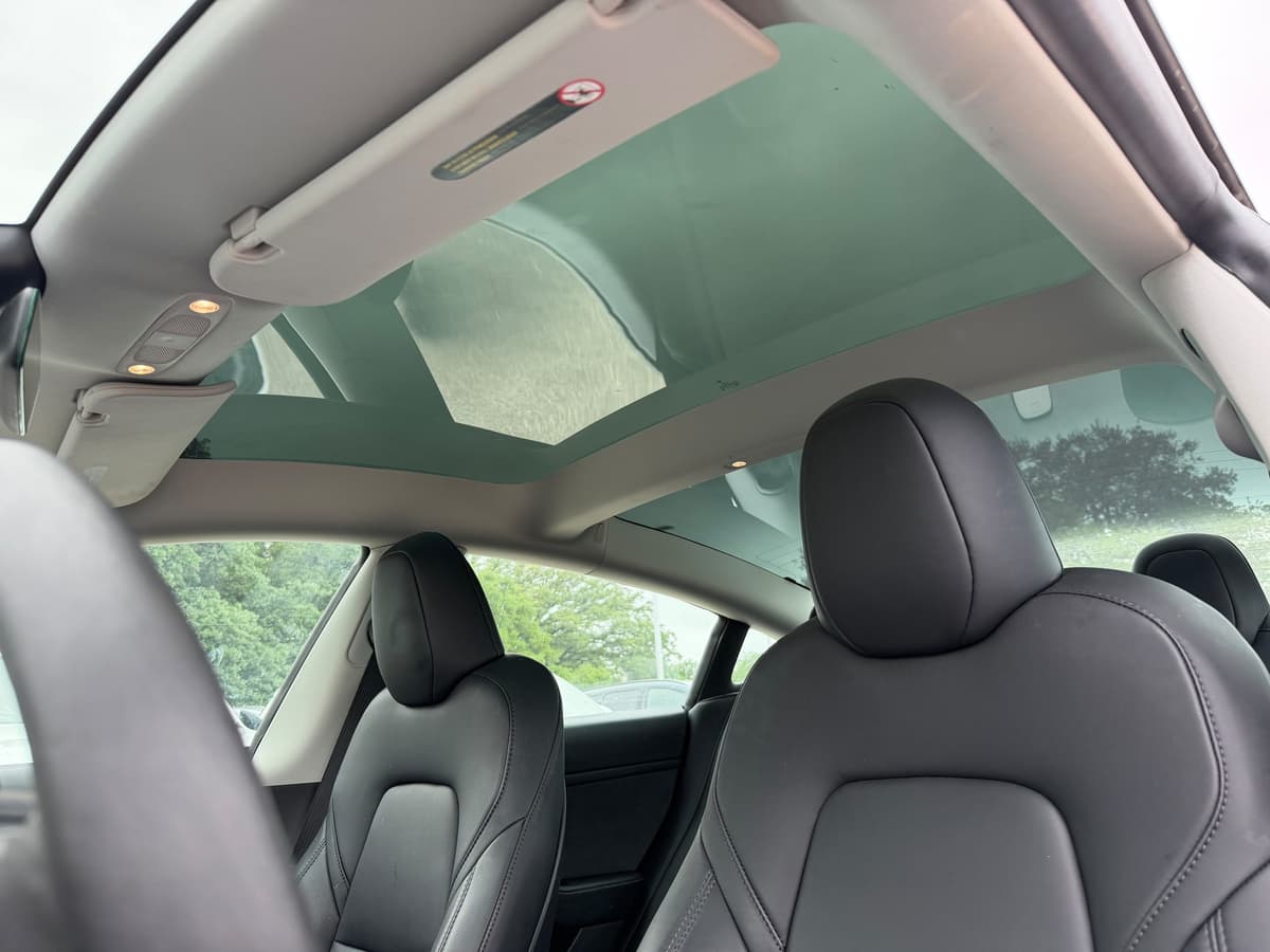 2023 Tesla Model 3 - Image 20