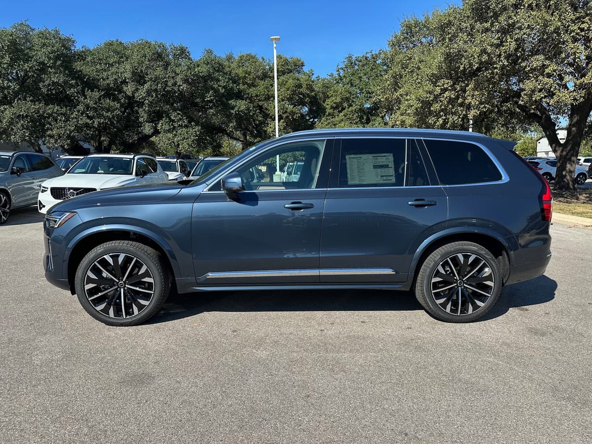2026 Volvo XC90 - Image 3