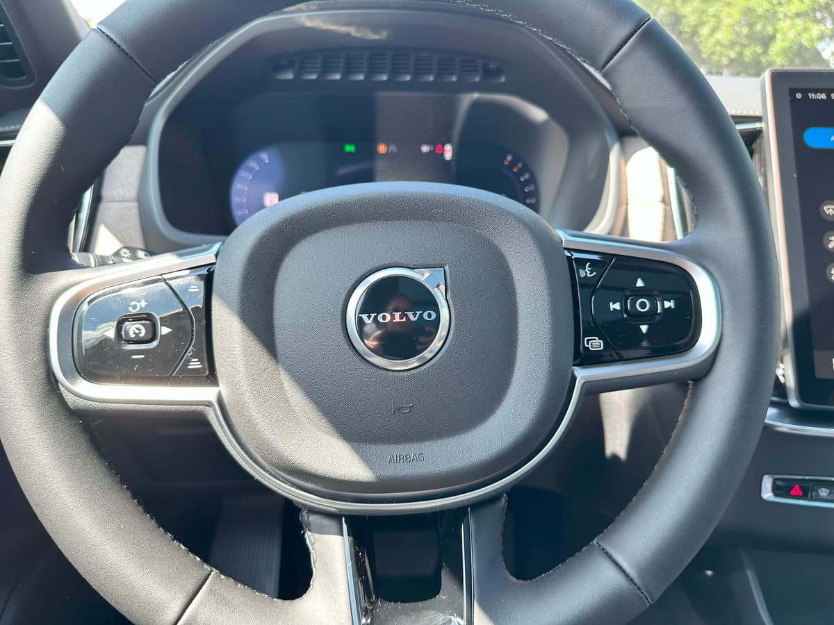 2026 Volvo XC90 - Image 21