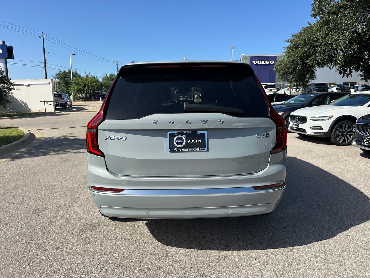 2026 Volvo XC90 - Image 5