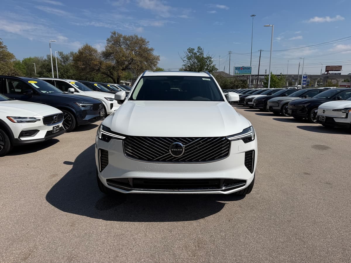 2026 Volvo XC90 - Image 5