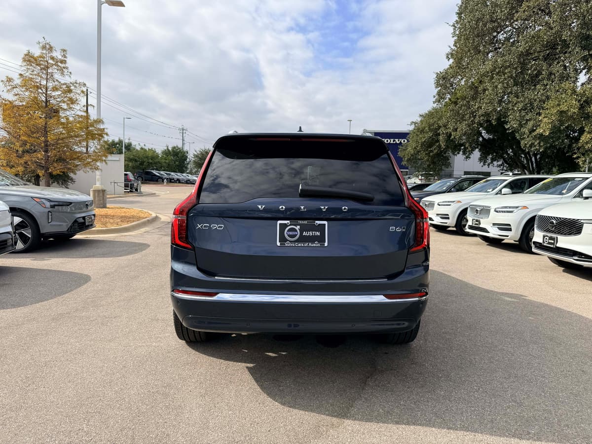 2026 Volvo XC90 - Image 5