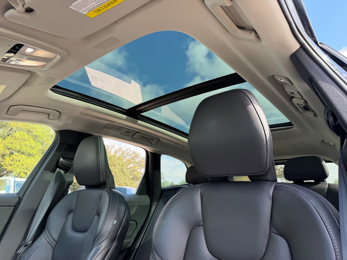 2024 Volvo XC60 - Image 26