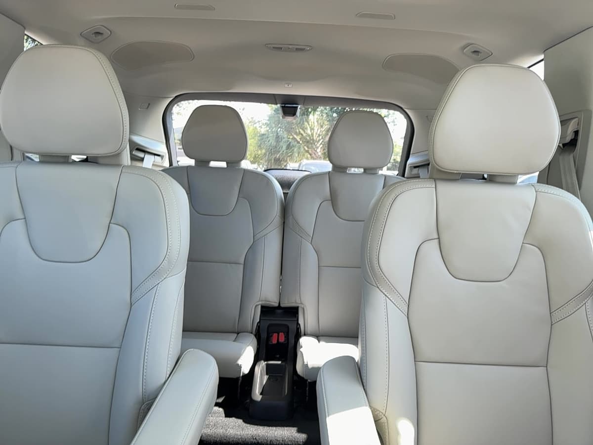 2026 Volvo XC90 - Image 26