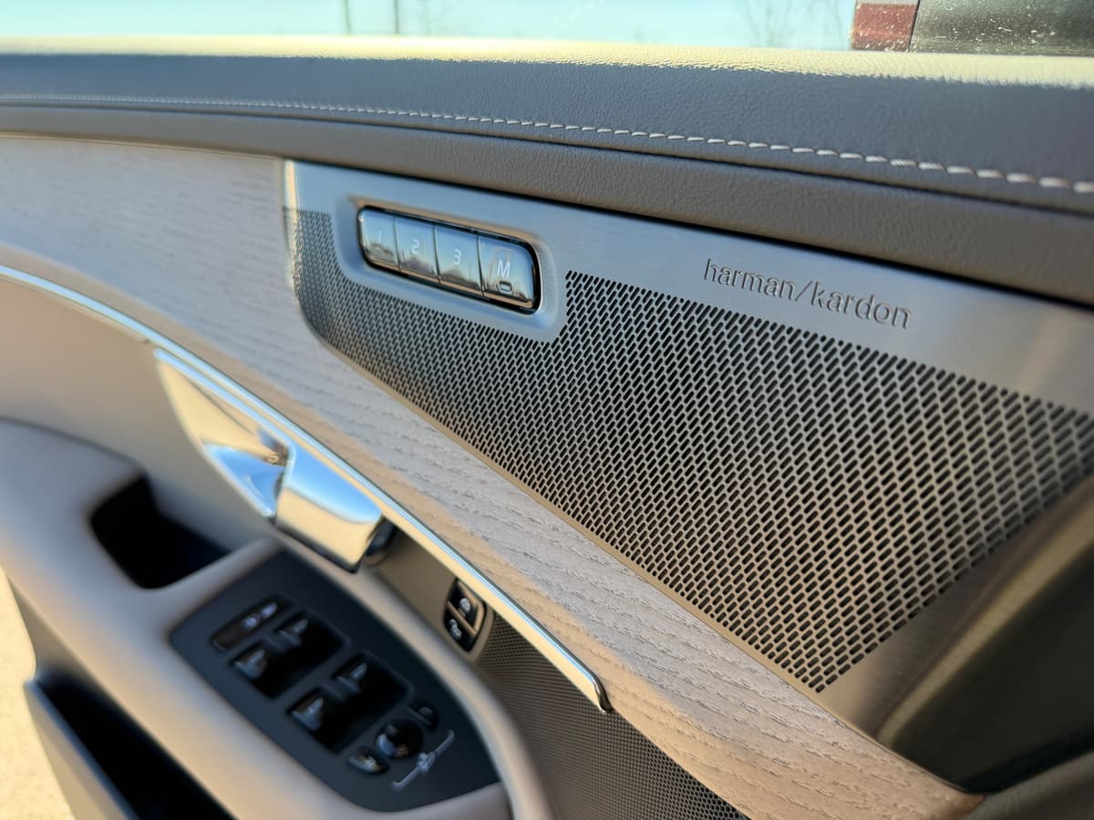 2026 Volvo XC90 - Image 20