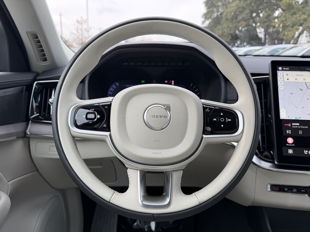 2026 Volvo XC90 - Image 14