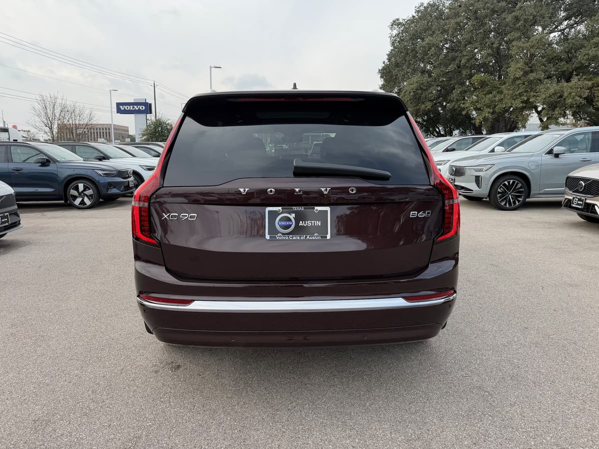 2026 Volvo XC90 - Image 5