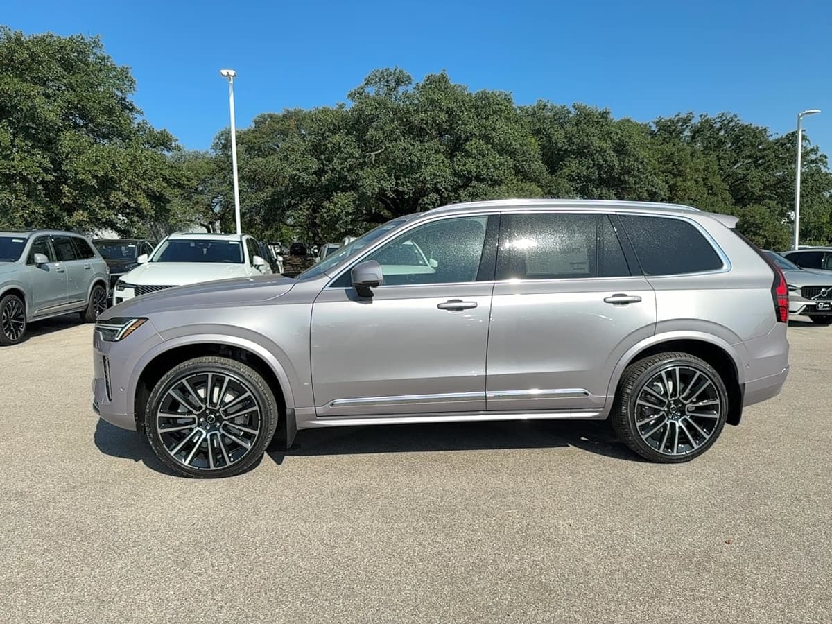 2026 Volvo XC90 - Image 3