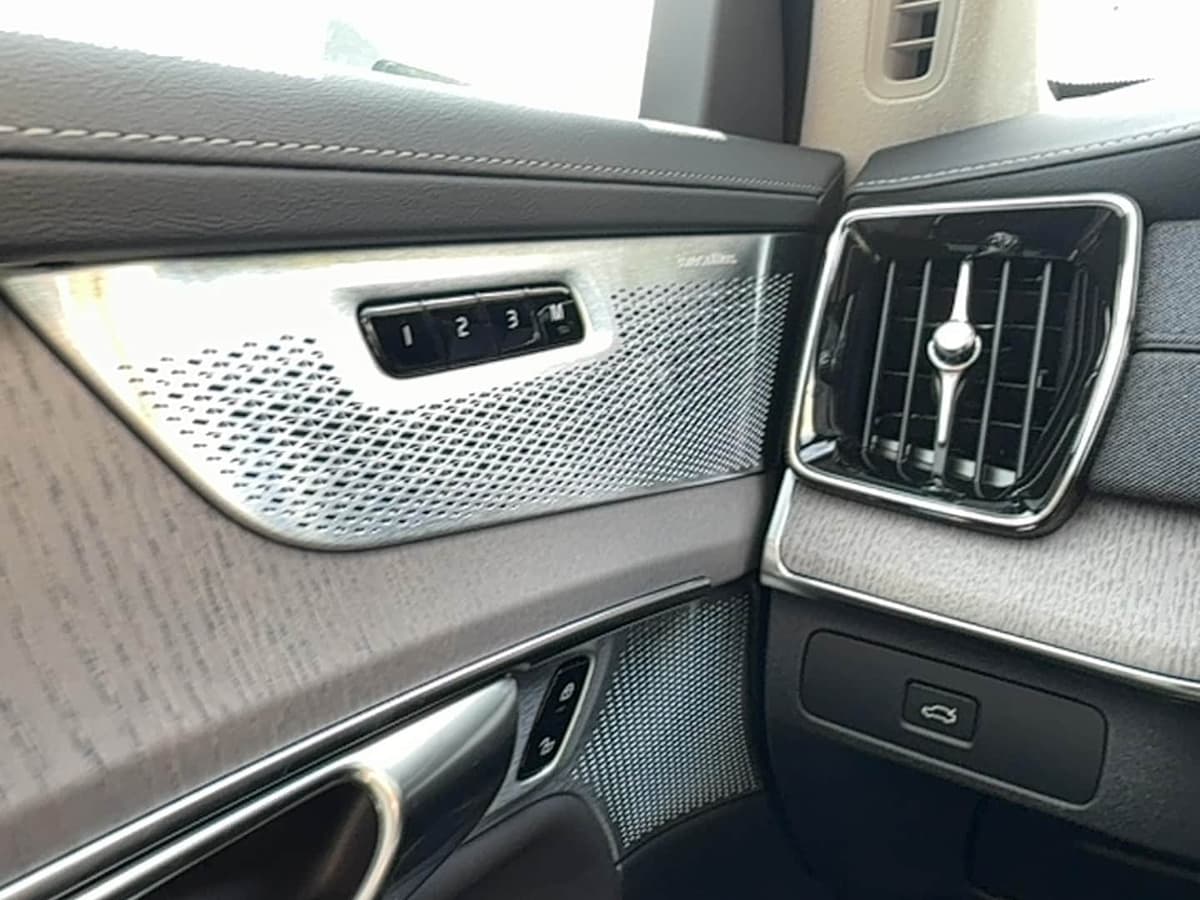 2026 Volvo XC90 - Image 19