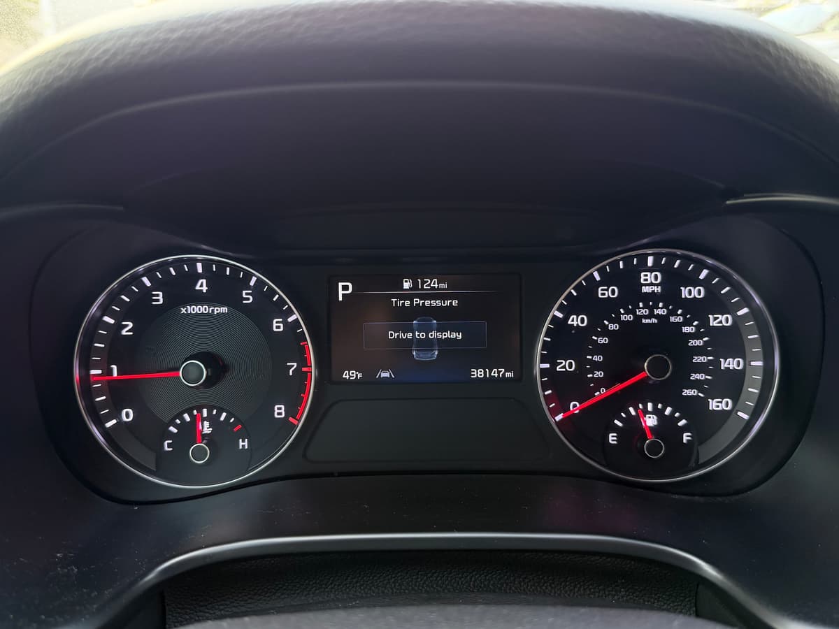 2023 Kia Forte - Image 16