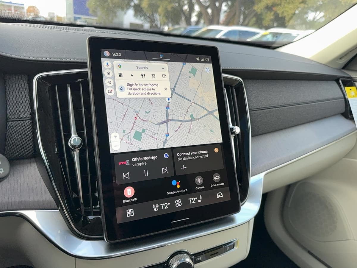 2026 Volvo XC90 plug-in hybrid - Image 20