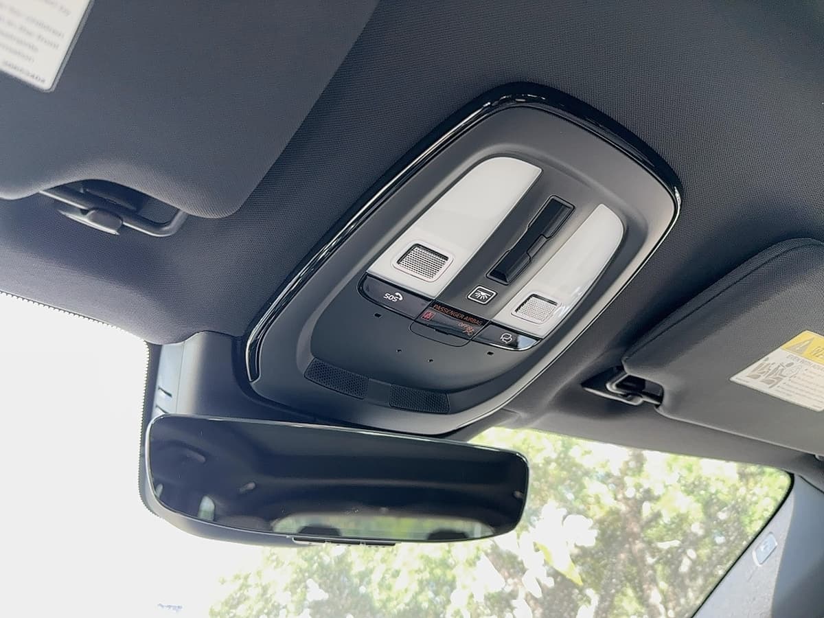 2026 Volvo XC90 - Image 24