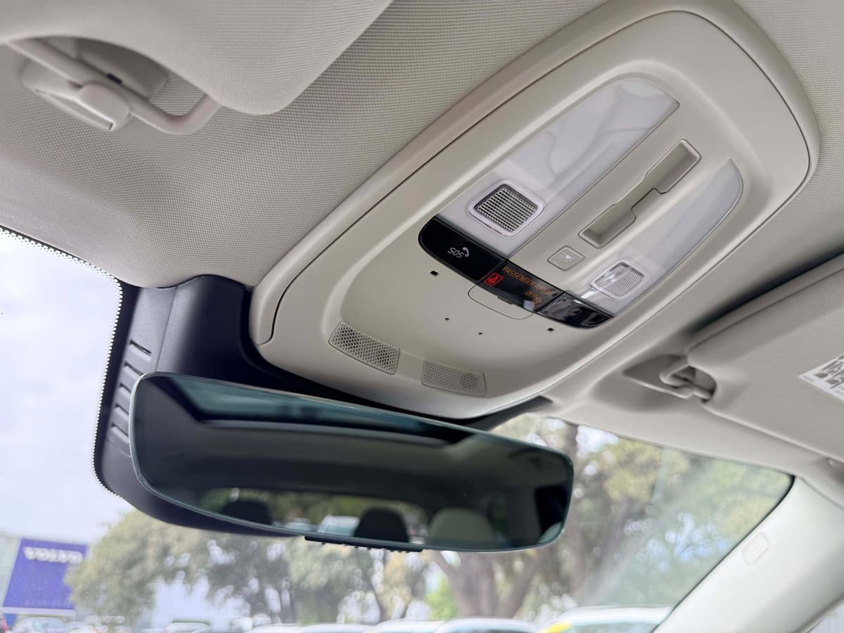 2026 Volvo XC90 - Image 25