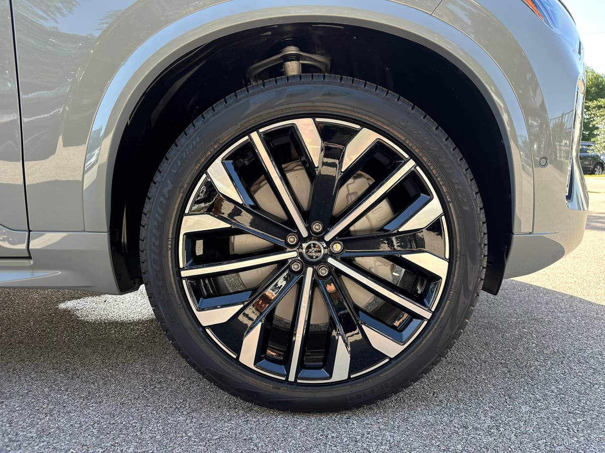 2026 Volvo XC90 - Image 7