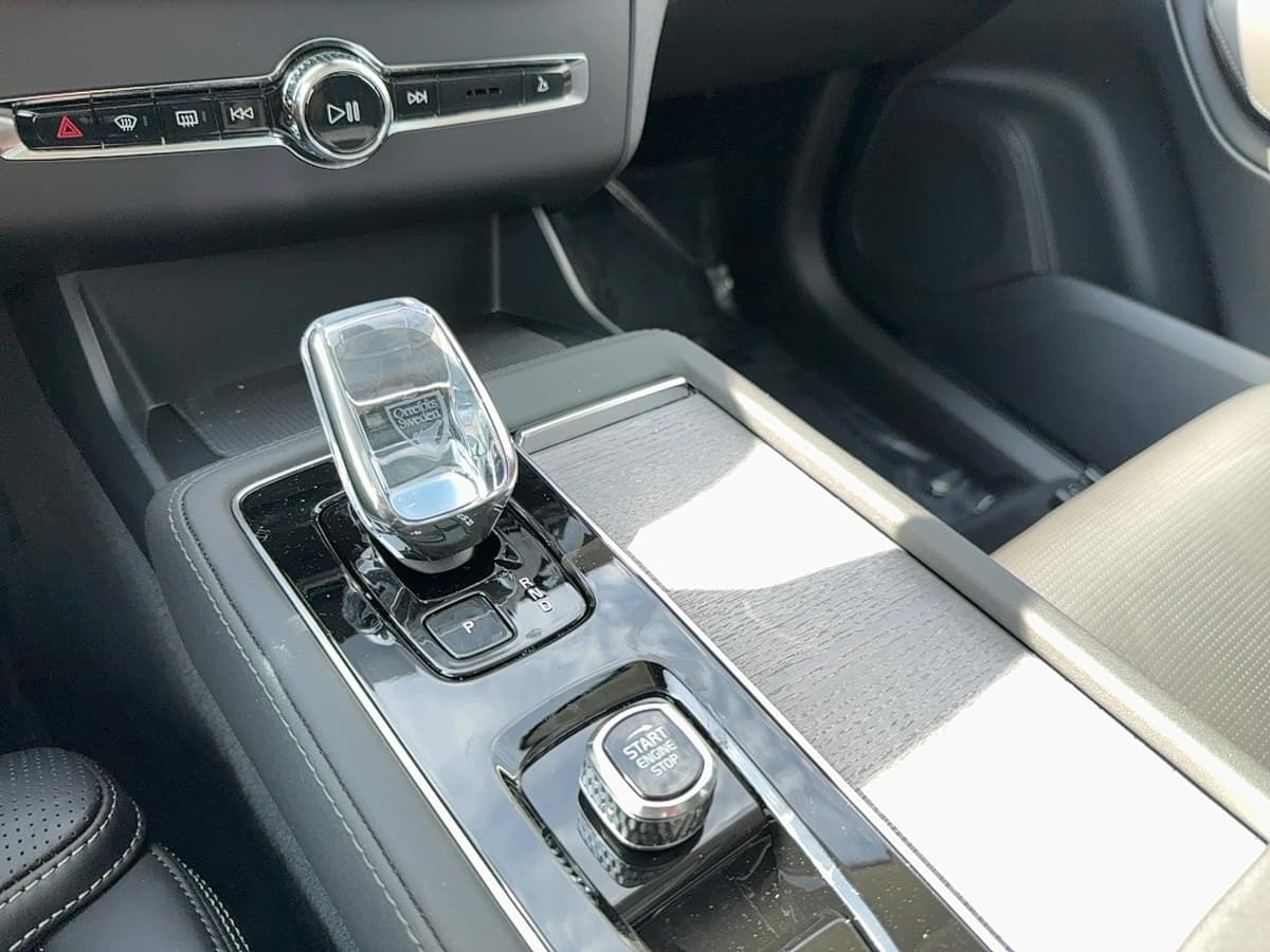 2026 Volvo XC90 - Image 23