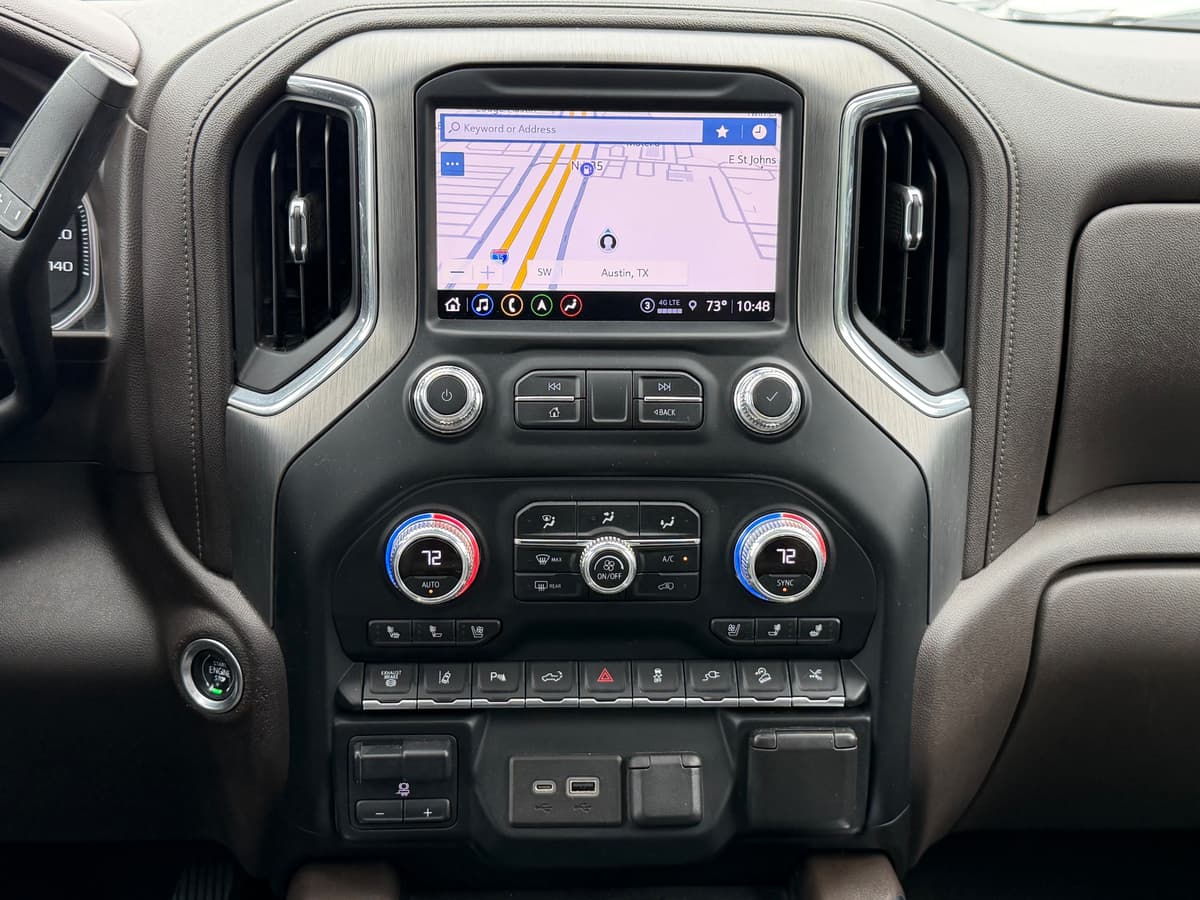 2022 GMC Sierra 2500 HD - Image 16