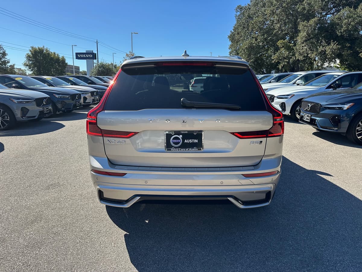 2026 Volvo XC60 - Image 5