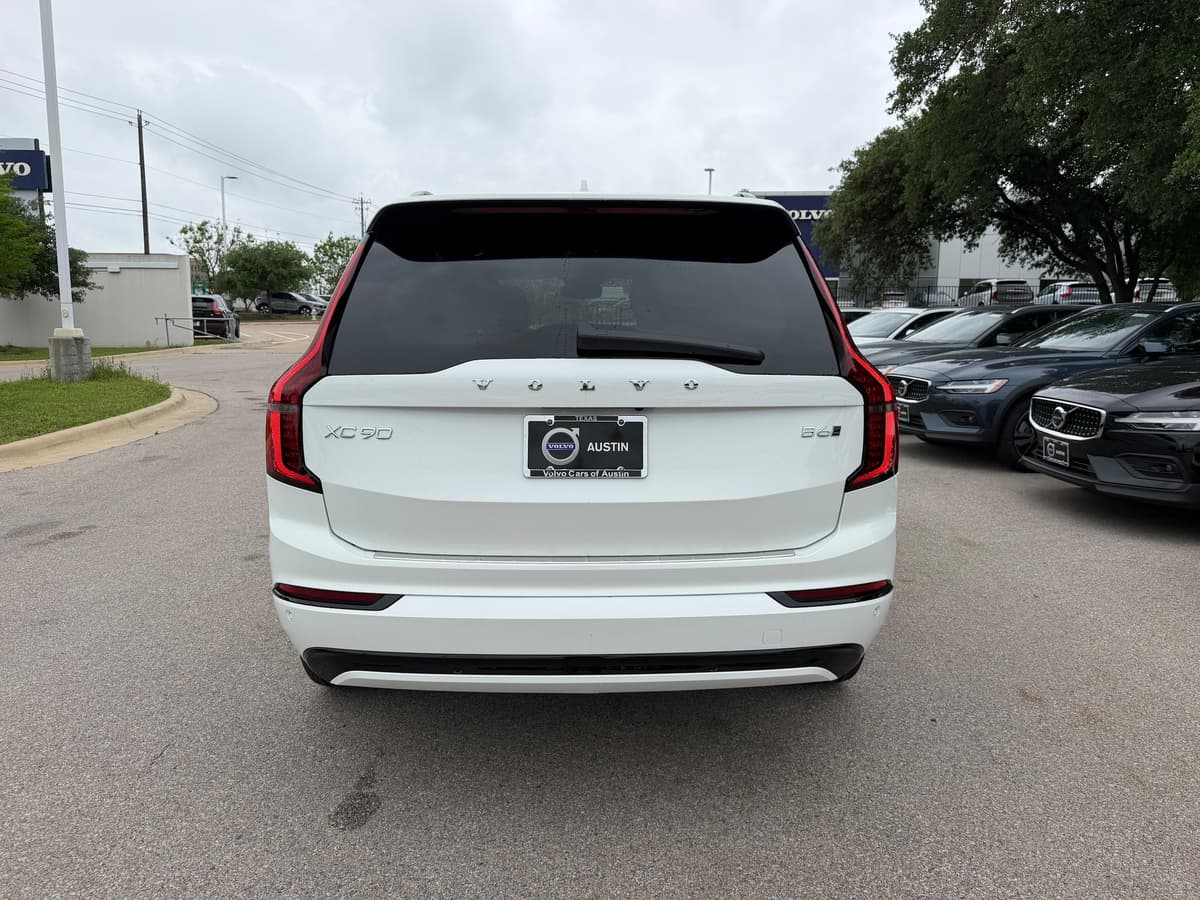 2026 Volvo XC90 - Image 5