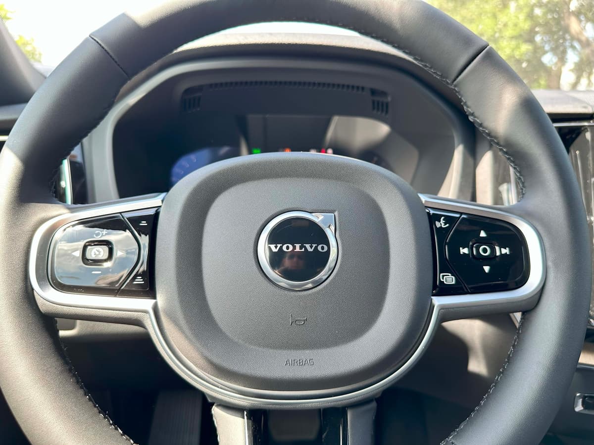 2026 Volvo XC60 - Image 19