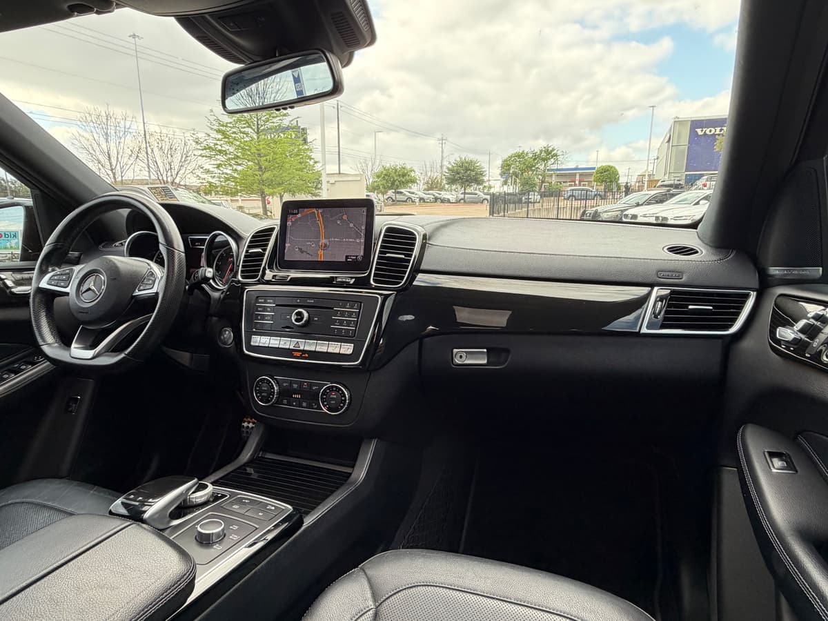 2019 Mercedes-Benz AMG GLE 43 - Image 13