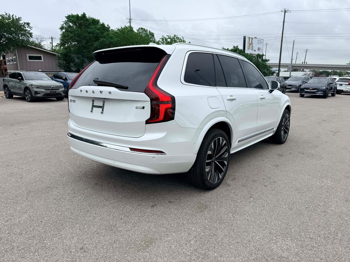 2025 Volvo XC90 - Image 6