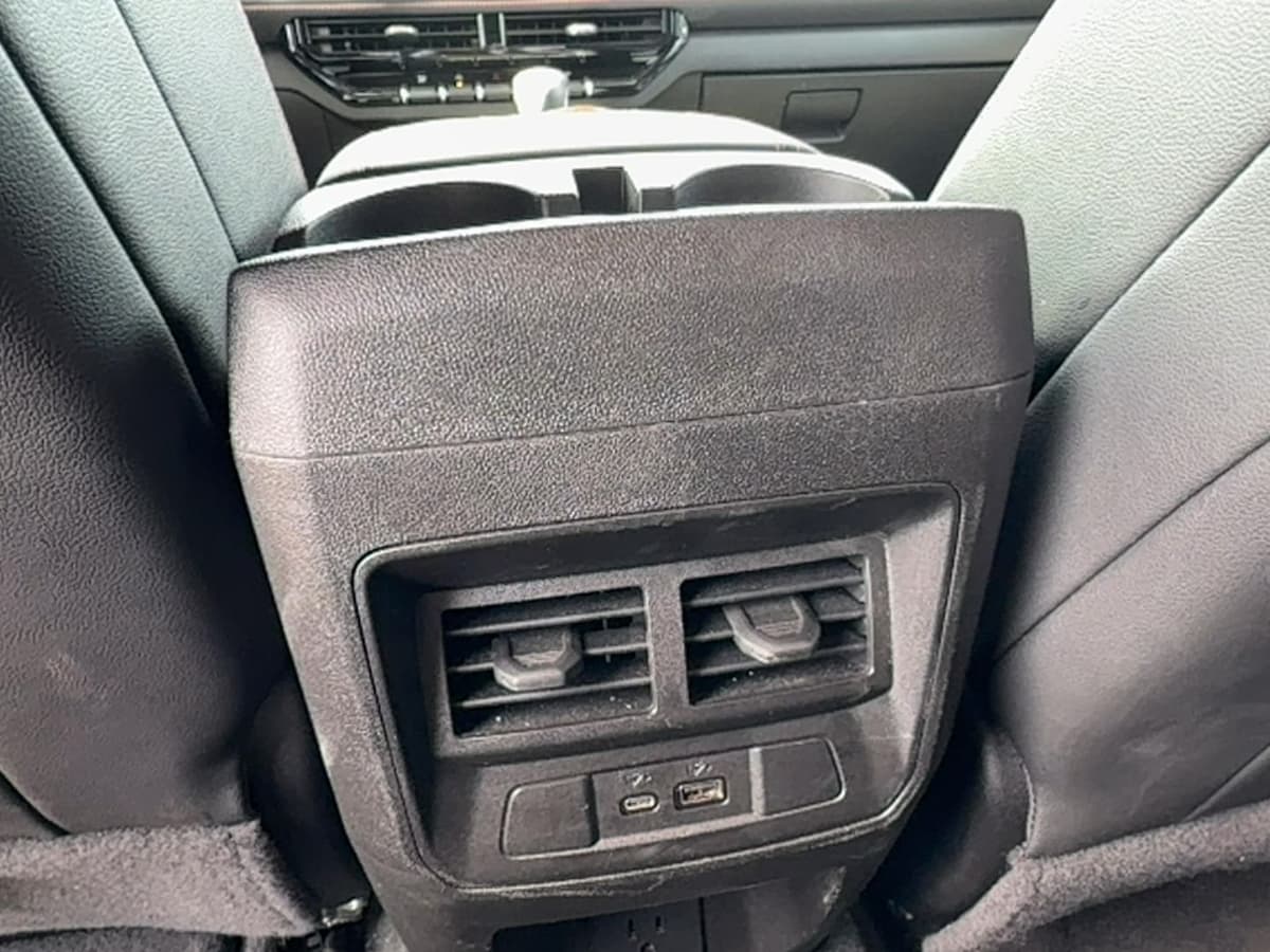 2024 Chevrolet Colorado - Image 17