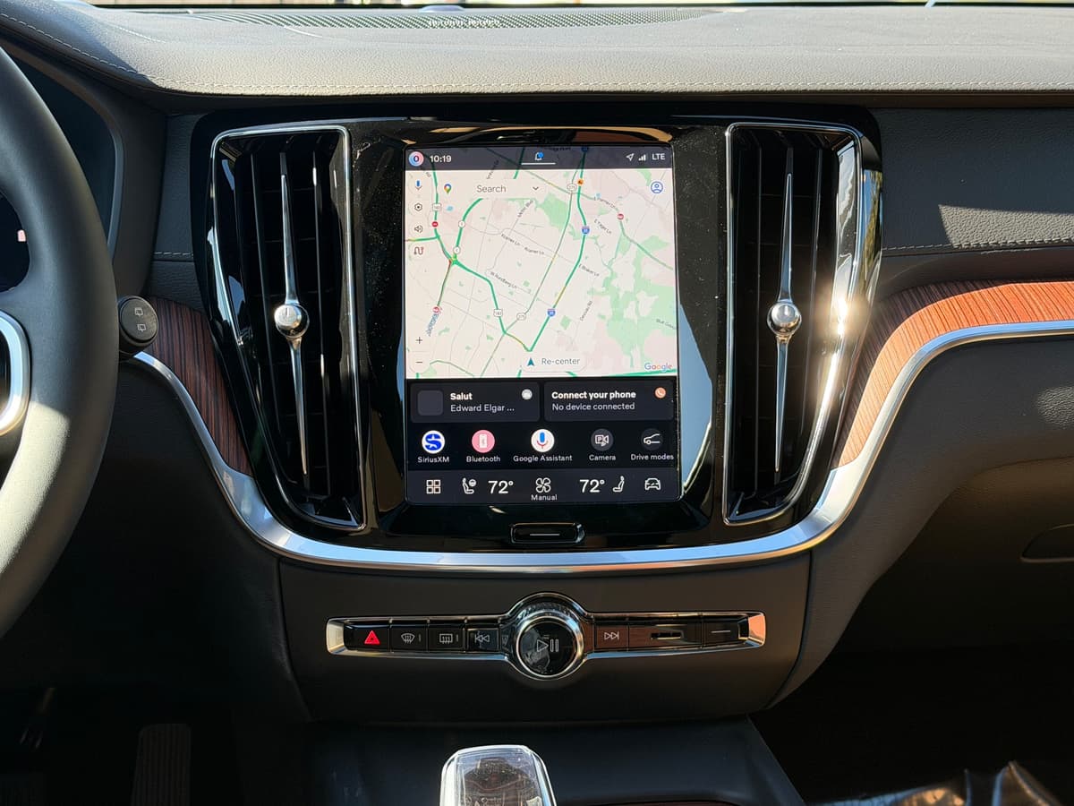 2026 Volvo V60 Cross Country - Image 12