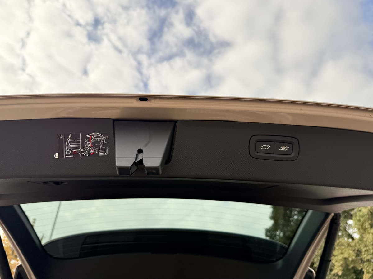 2026 Volvo XC90 - Image 29