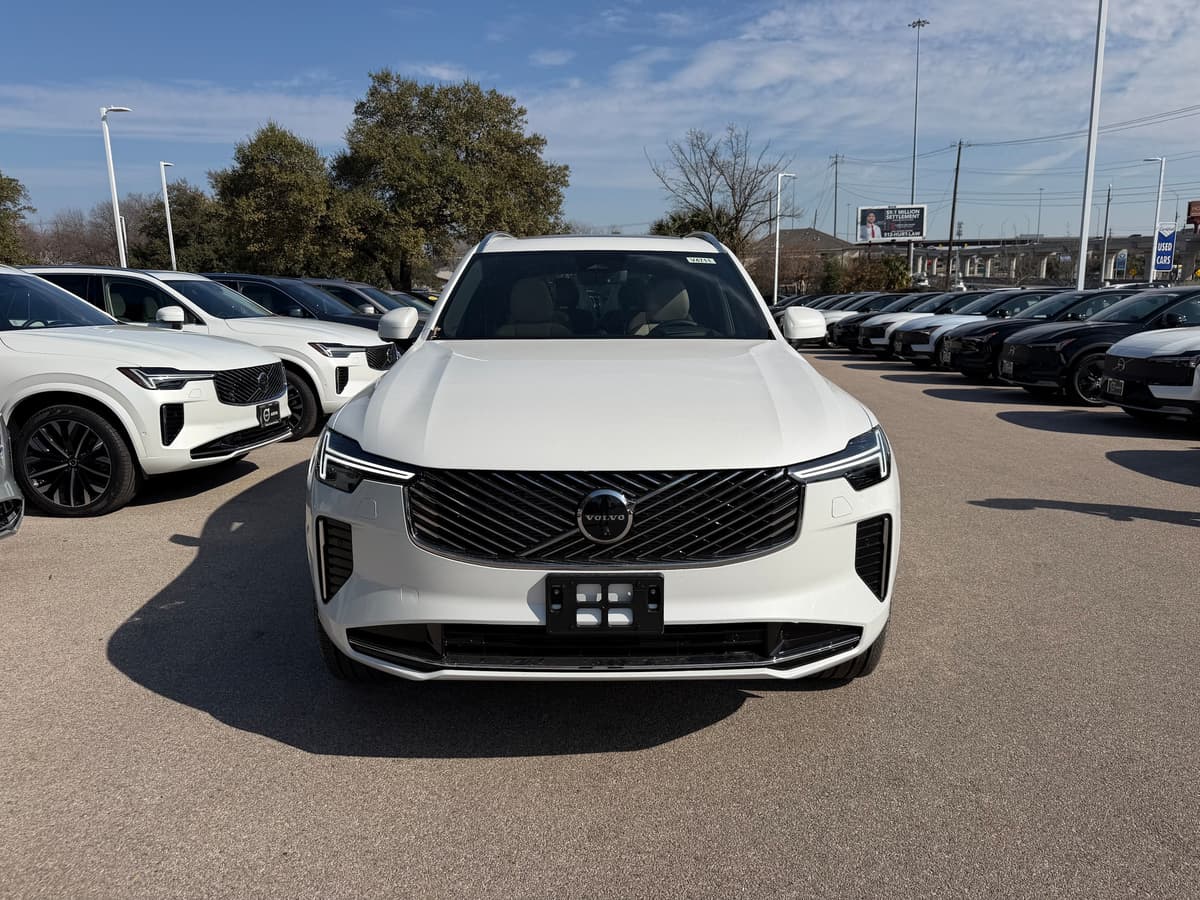 2026 Volvo XC90 - Image 6