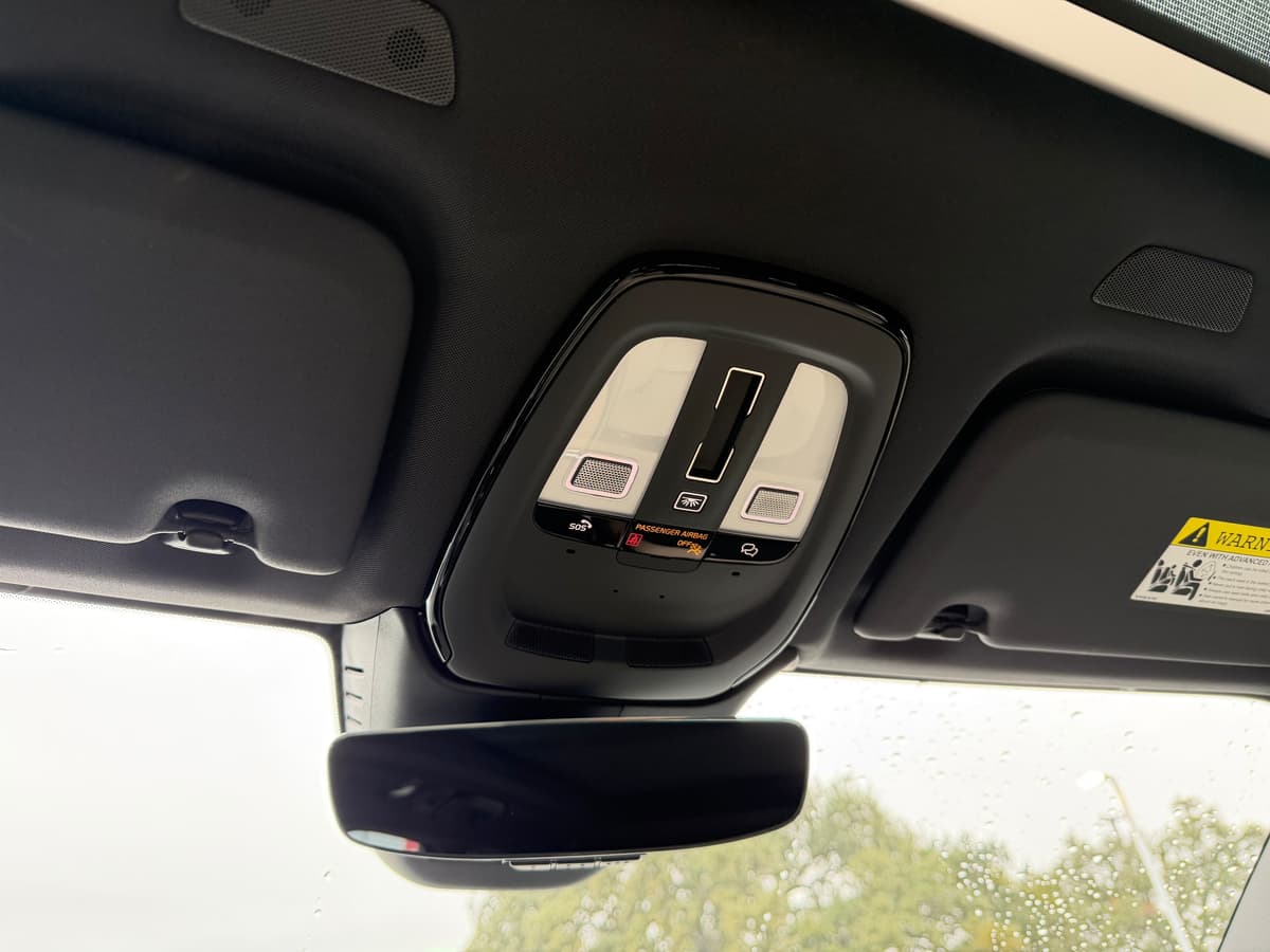 2026 Volvo XC60 - Image 15