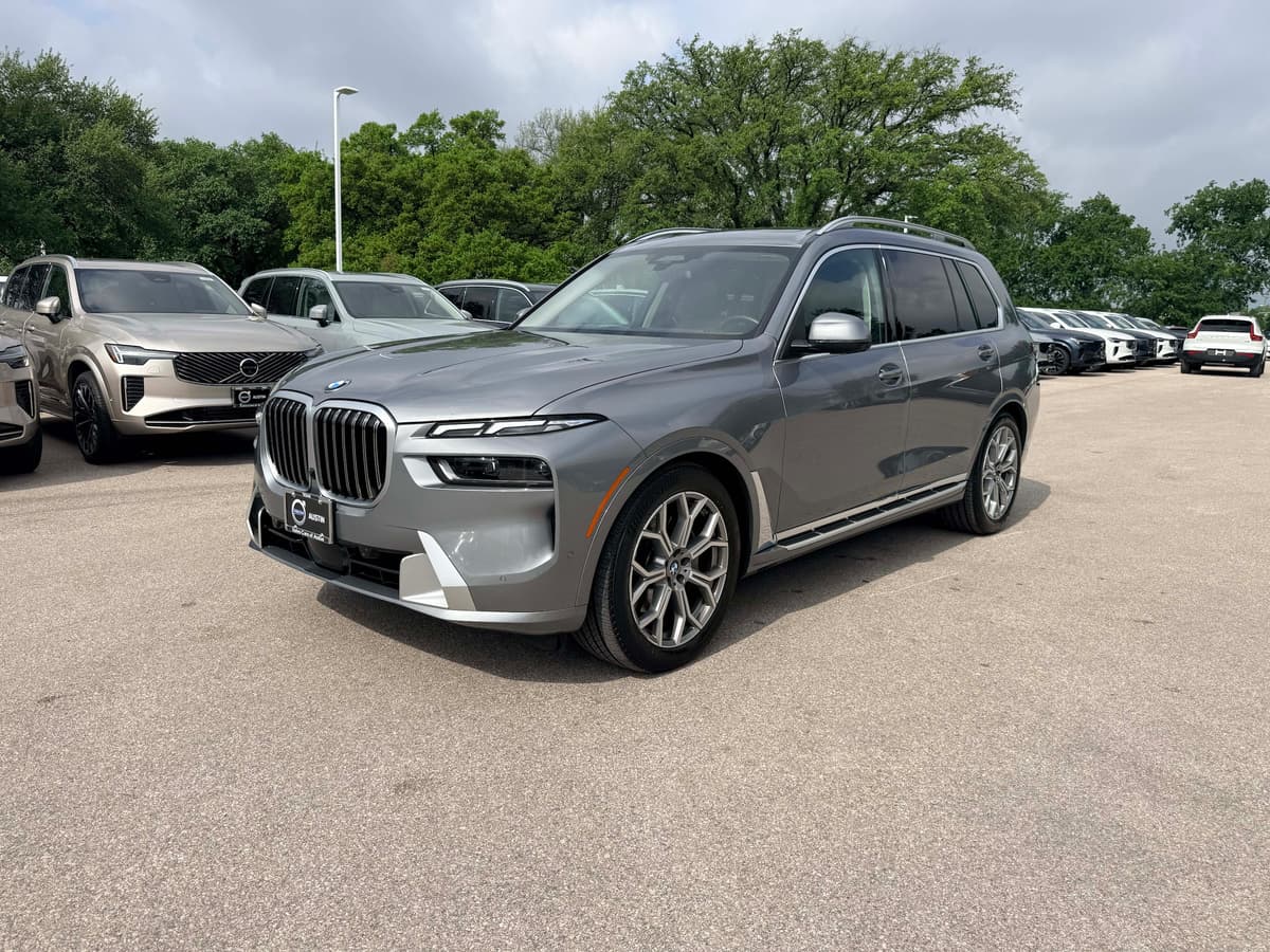 2026 BMW X7