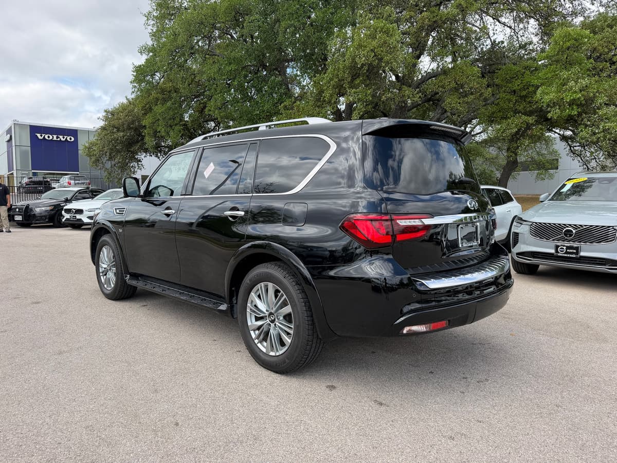 2019 INFINITI QX80 - Image 4