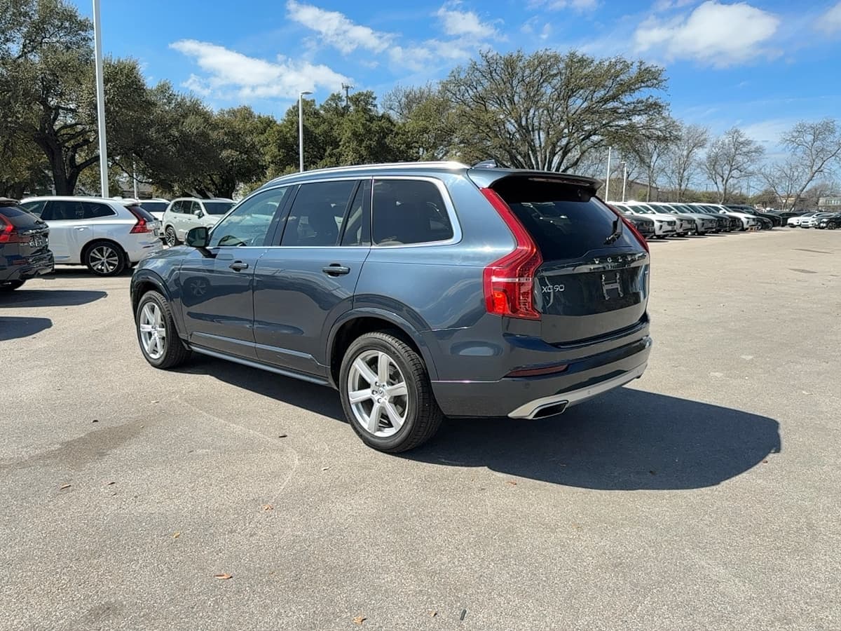 2021 Volvo XC90 - Image 4