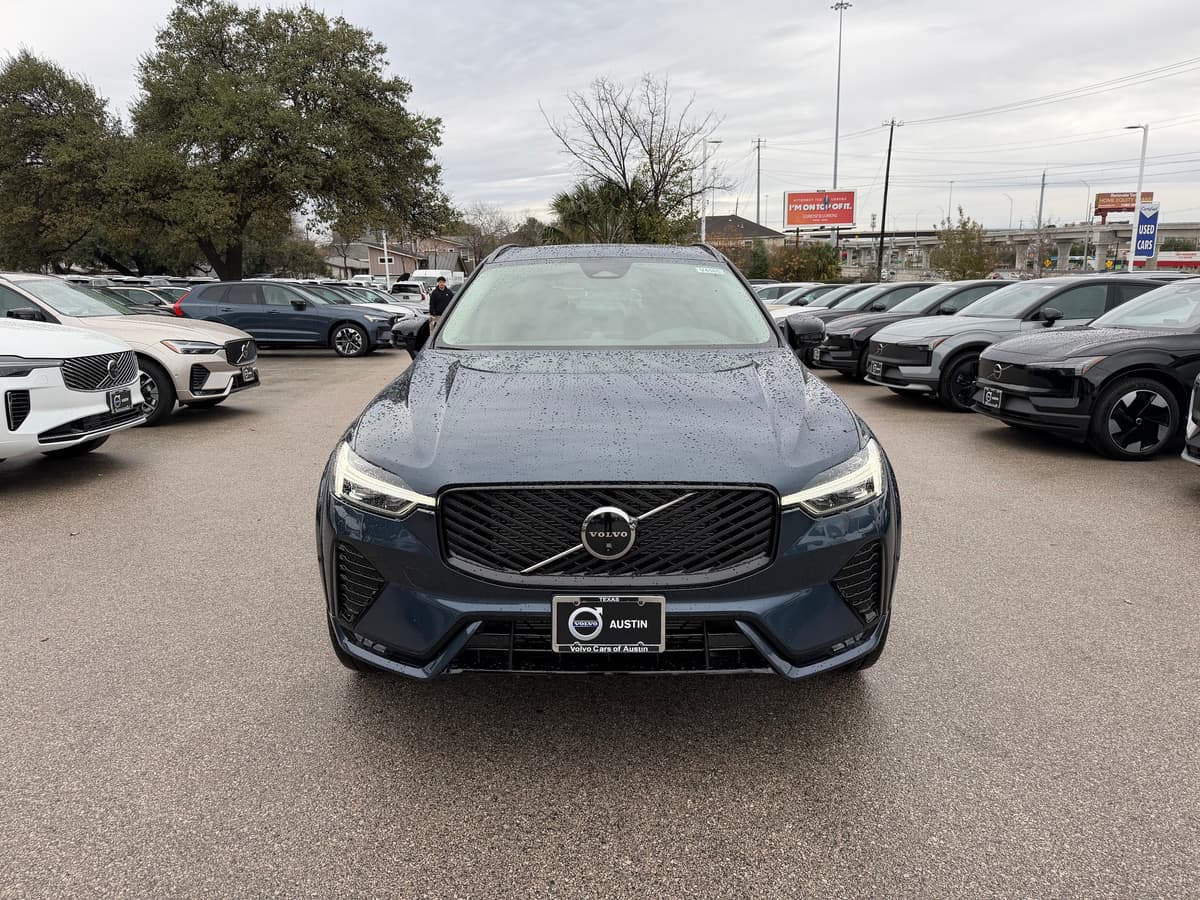 2026 Volvo XC60 - Image 6