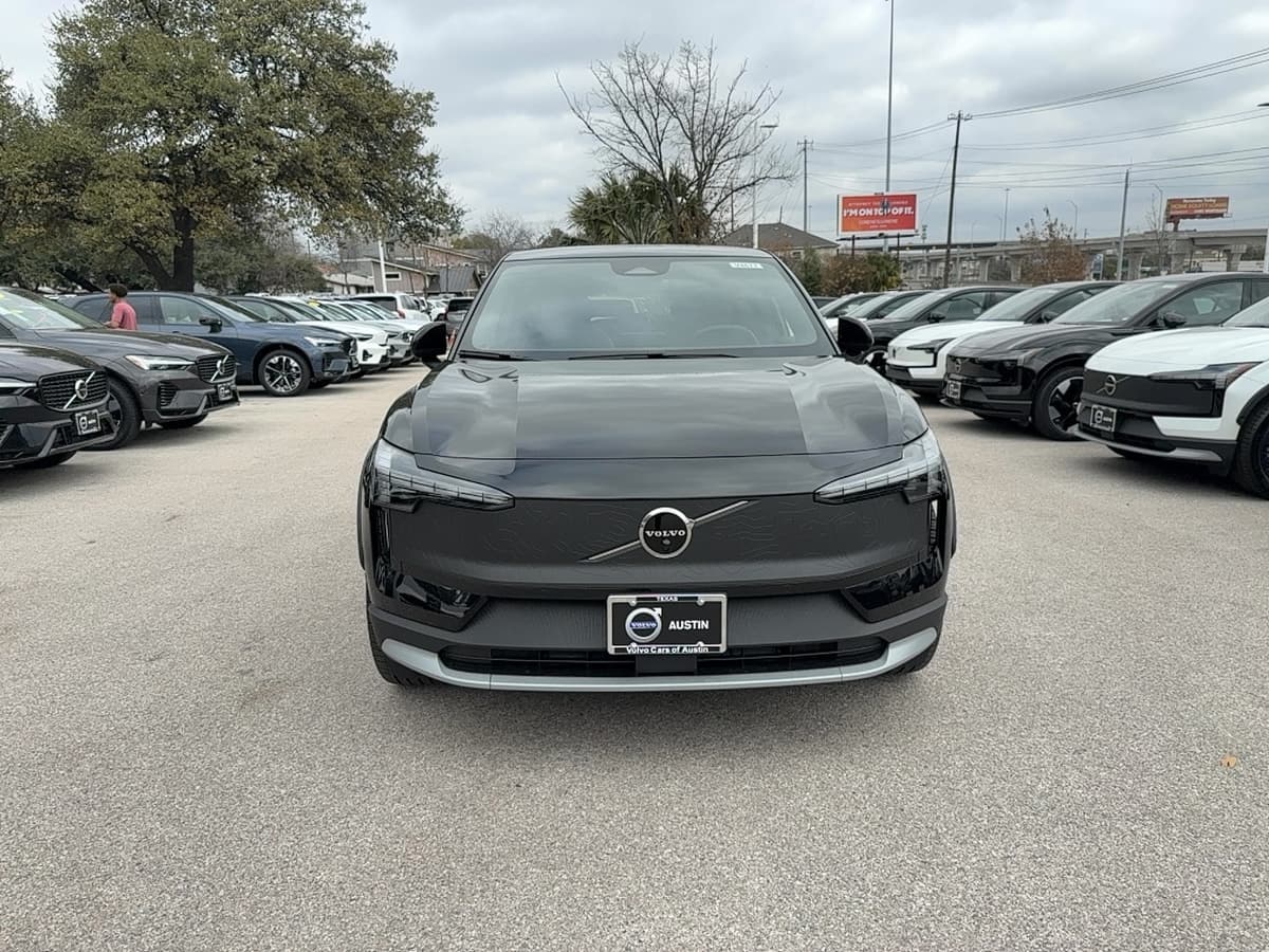 2026 Volvo EX30 Cross Country - Image 8