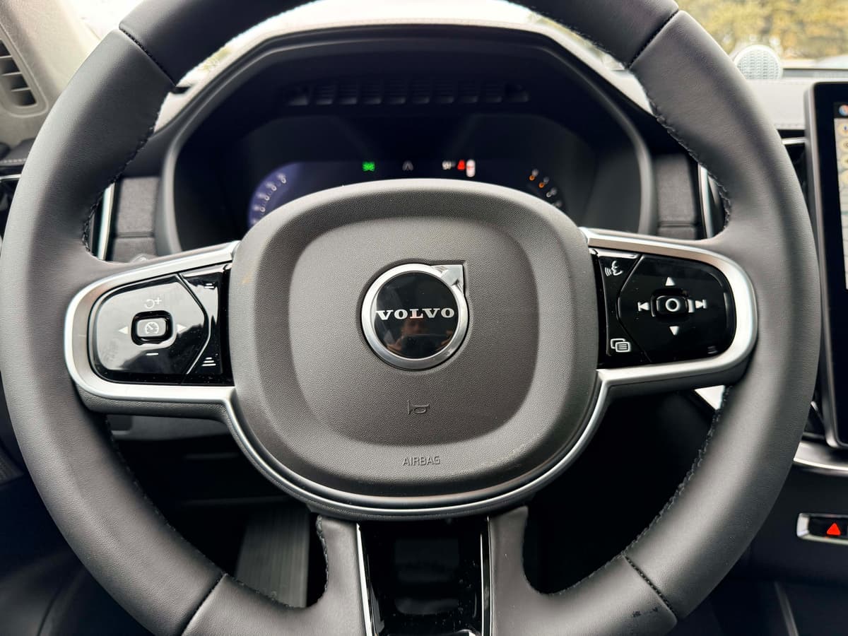 2026 Volvo XC90 - Image 21