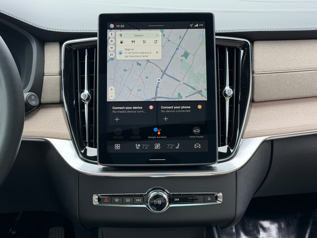 2026 Volvo XC90 - Image 13