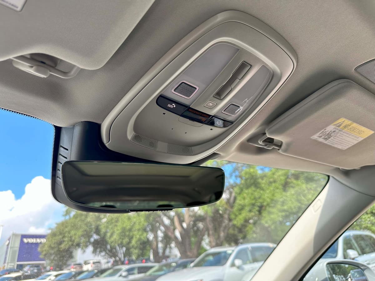 2026 Volvo XC90 - Image 25