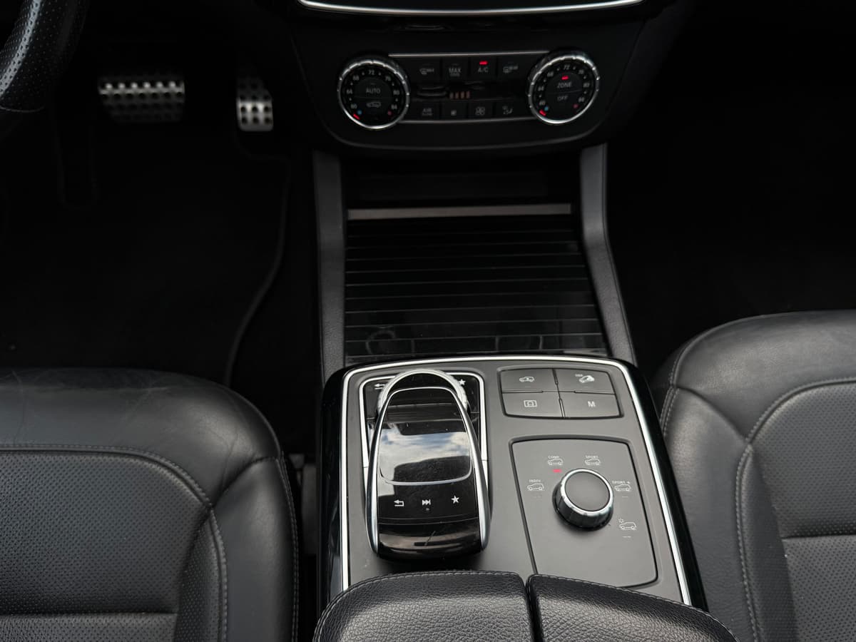 2019 Mercedes-Benz AMG GLE 43 - Image 16