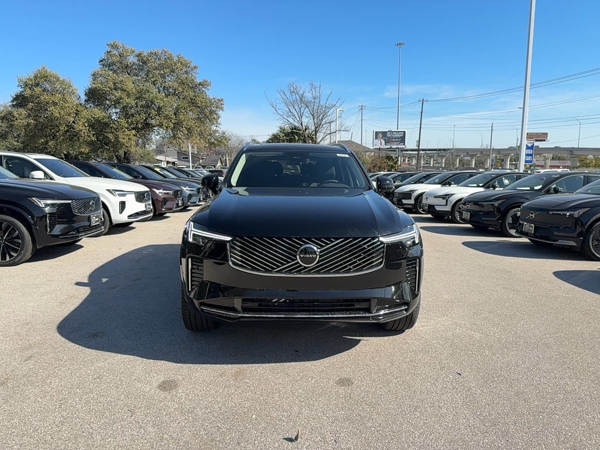 2026 Volvo XC90 - Image 8