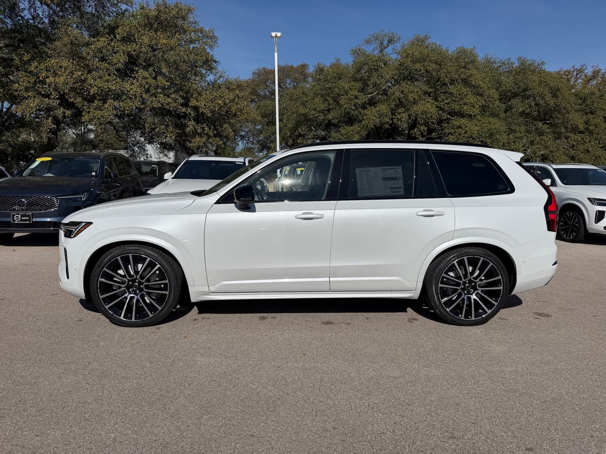2026 Volvo XC90 - Image 3
