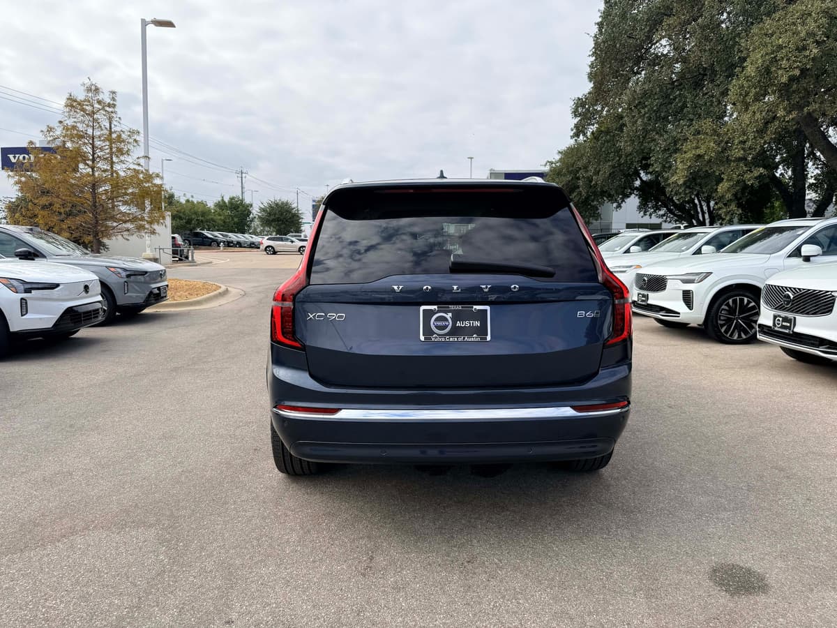2026 Volvo XC90 - Image 5