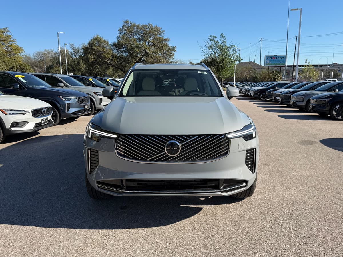 2026 Volvo XC90 - Image 6