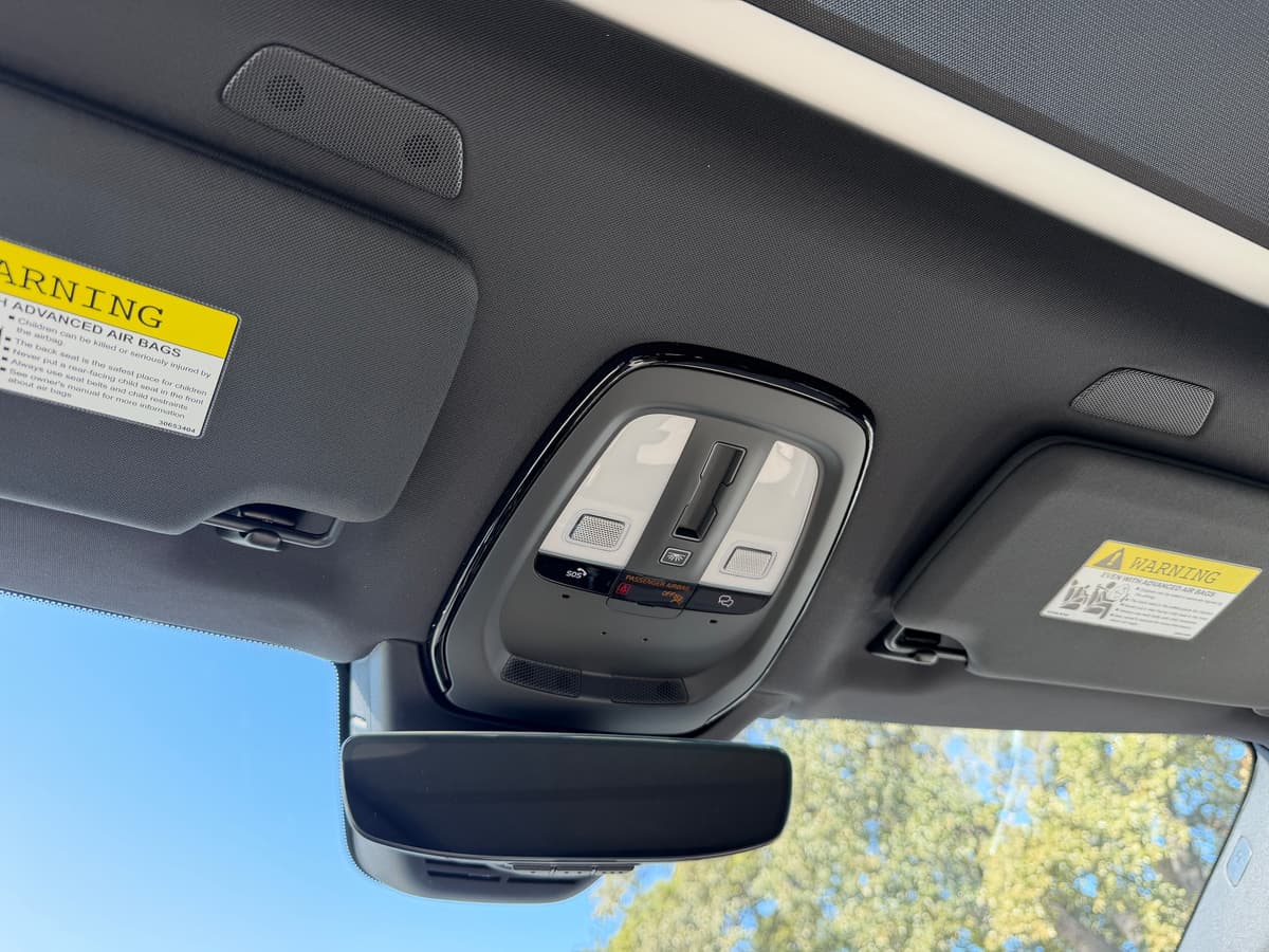 2026 Volvo XC90 - Image 16