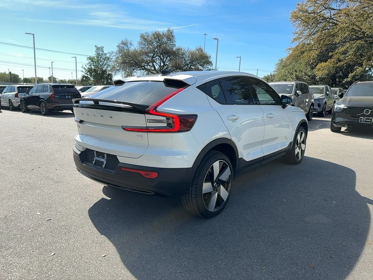 2023 Volvo C40 Recharge Pure Electric - Image 6