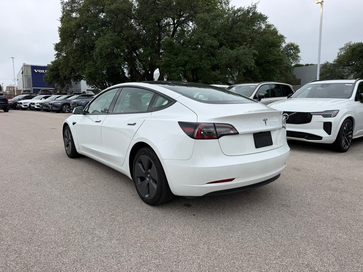 2023 Tesla Model 3 - Image 3